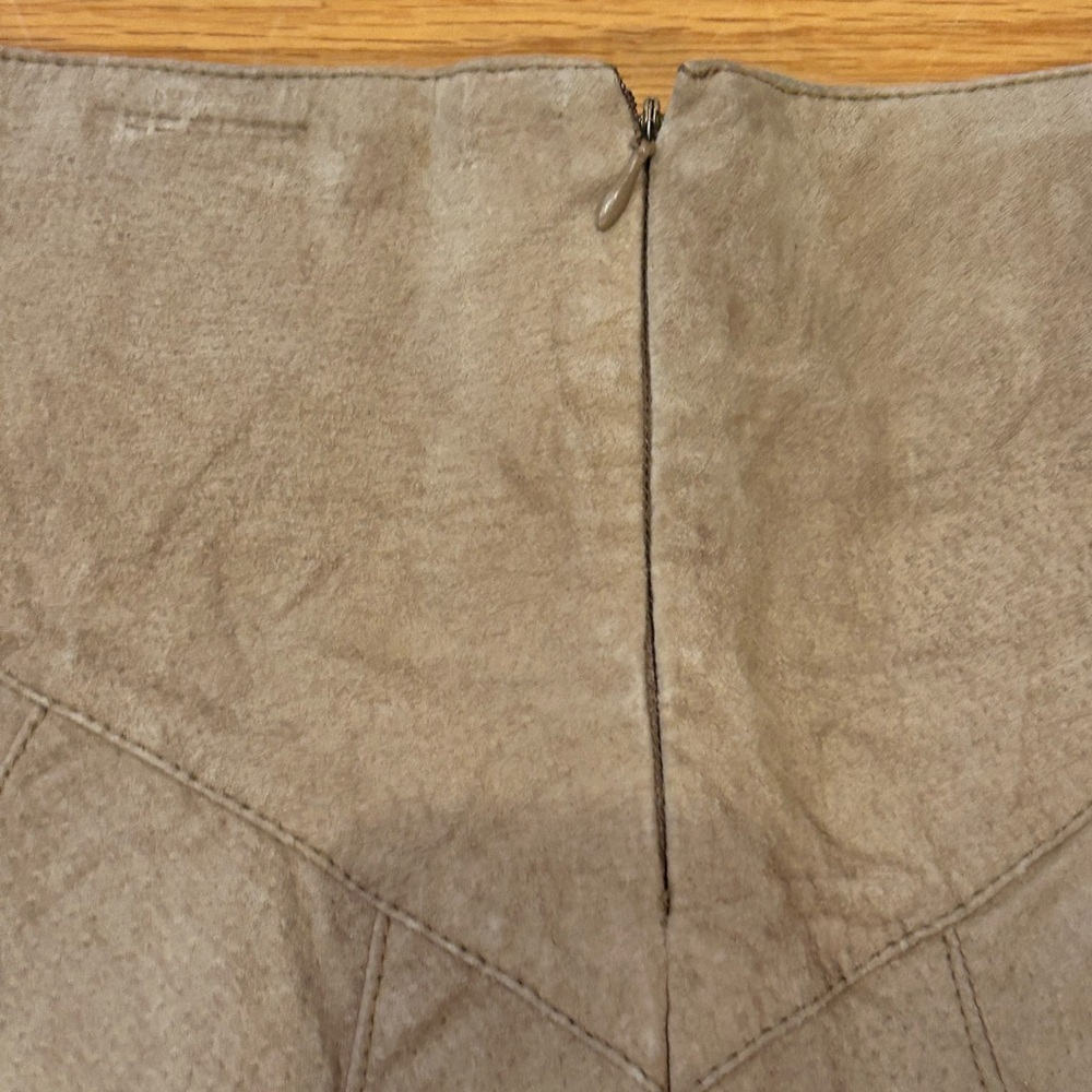 Vintage Y2K Fashion Bug Leather A-Line Skirt Tan Size 6 - Picture 5 of 11